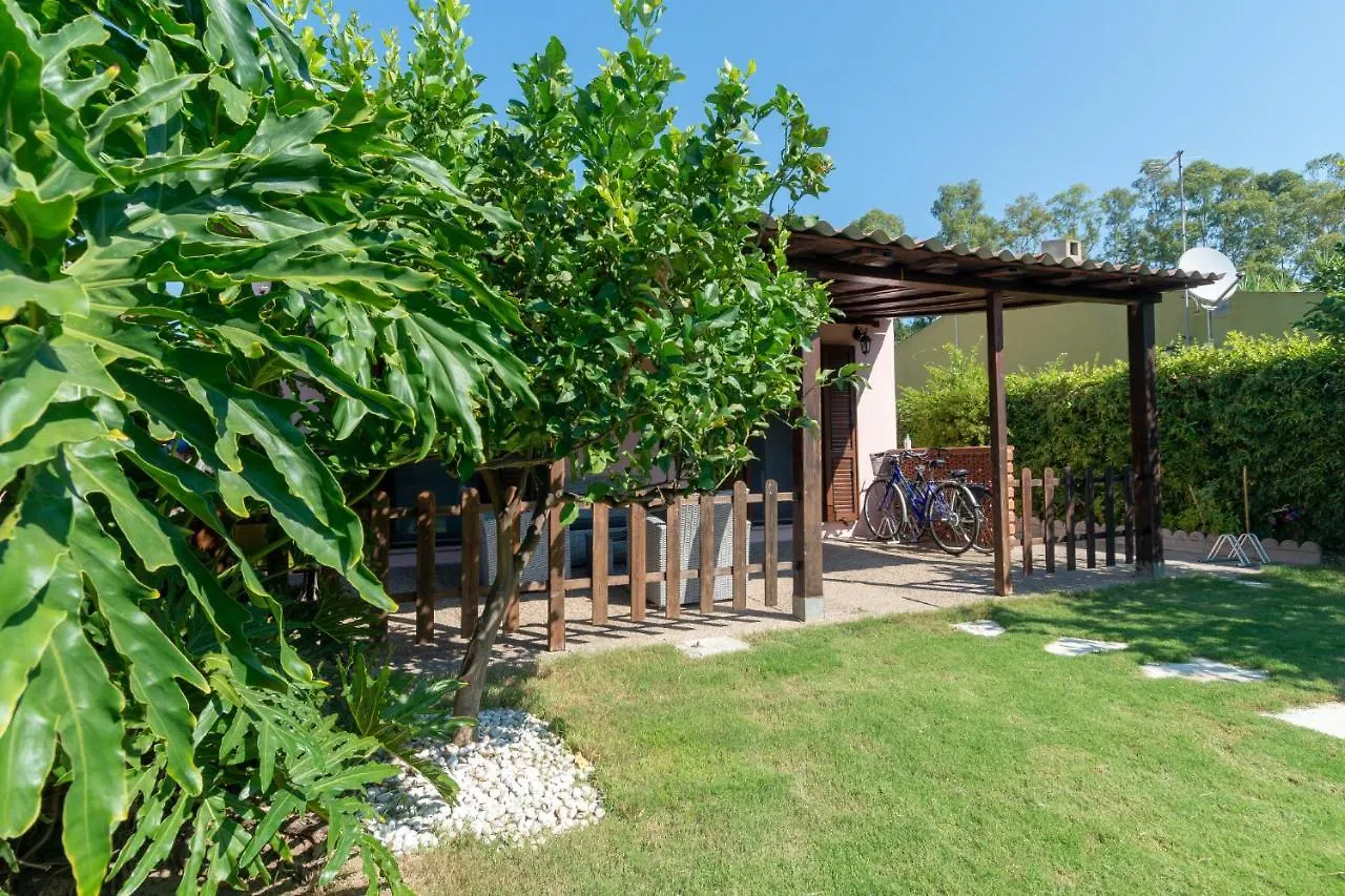 Casa Zen A Geremeas Villa Cagliari Feriehus