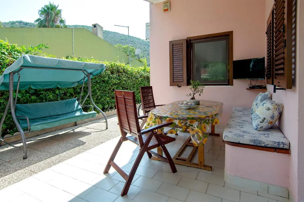 Casa Zen A Geremeas Villa Cagliari Italien