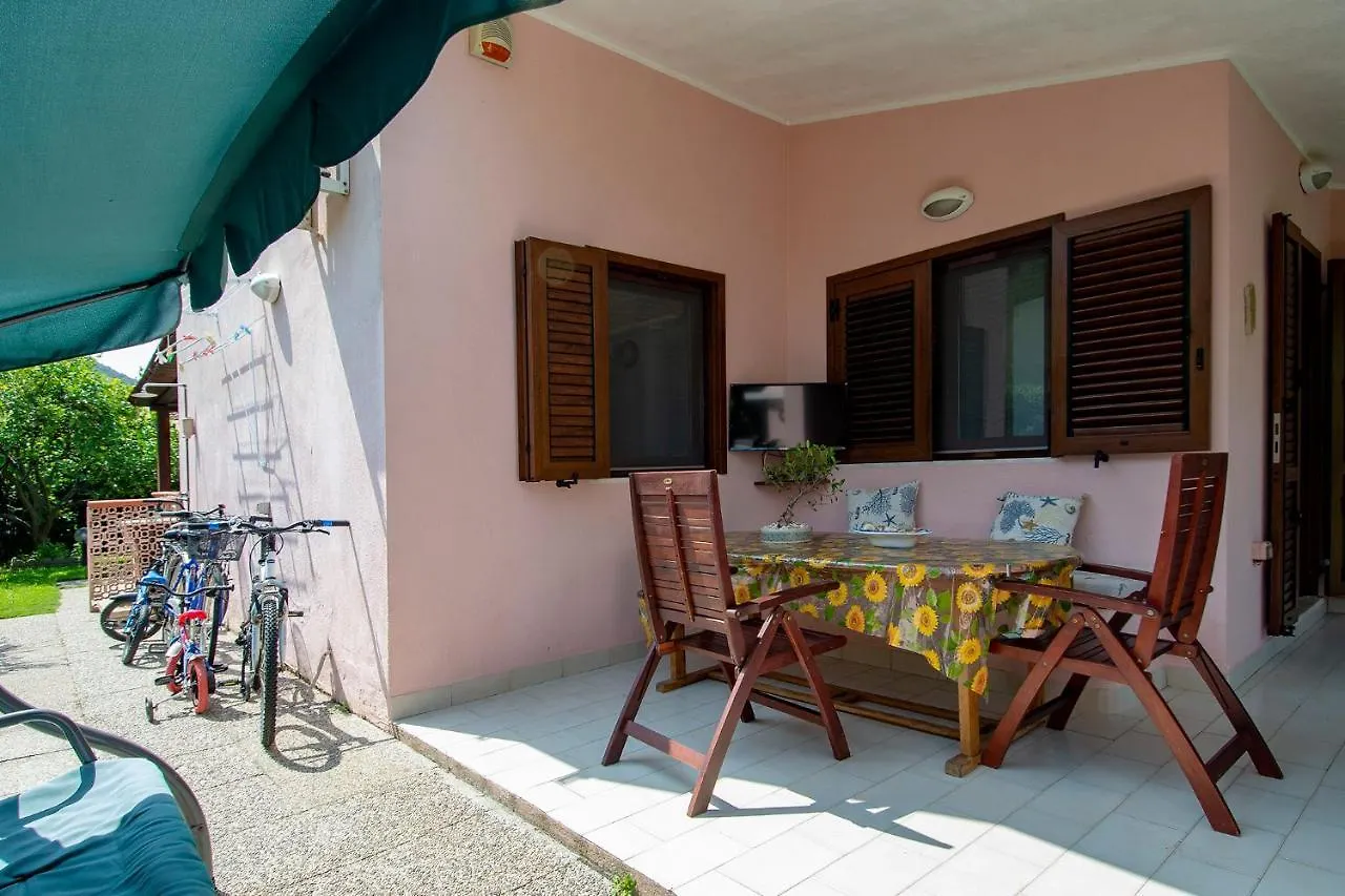 Casa Zen A Geremeas Villa Cagliari 0*,  Italien